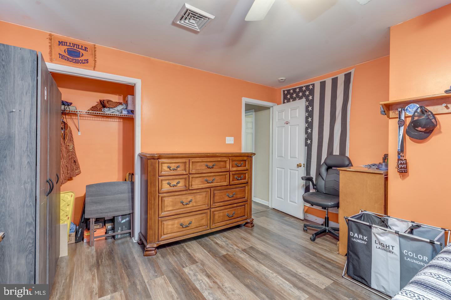33 Laurel Road Millville, NJ 08332 - Photo 27 of 37 a view of room with furniture and wooden floor