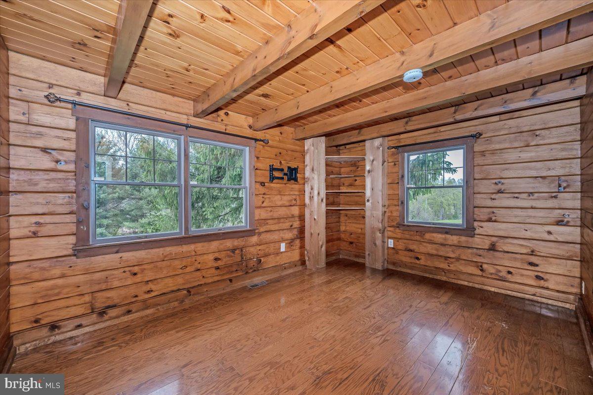 2635 Valley Road Seven Valleys, PA 17360 - Photo 18 of 69