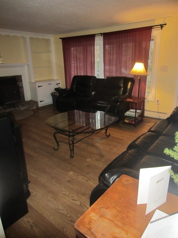 41 Cromesett Road Wareham, MA 02571 - Photo 5 of 11 Gallery Image 5