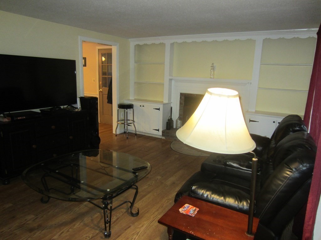 41 Cromesett Road Wareham, MA 02571 - Photo 7 of 11 Gallery Image 7