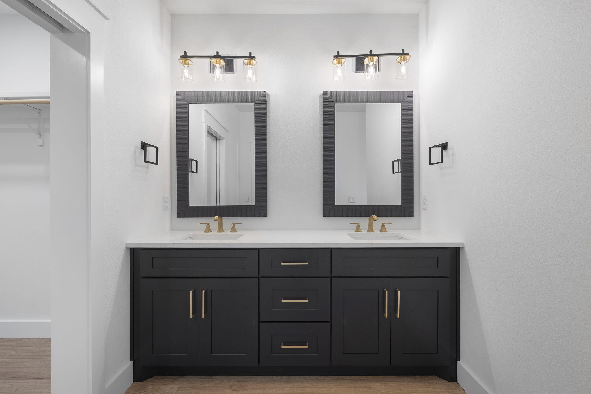 7713 Sandstone Street Navarre, FL 32566 - Photo 29 of 86 26-web-or-mls-1999-anchor-dr