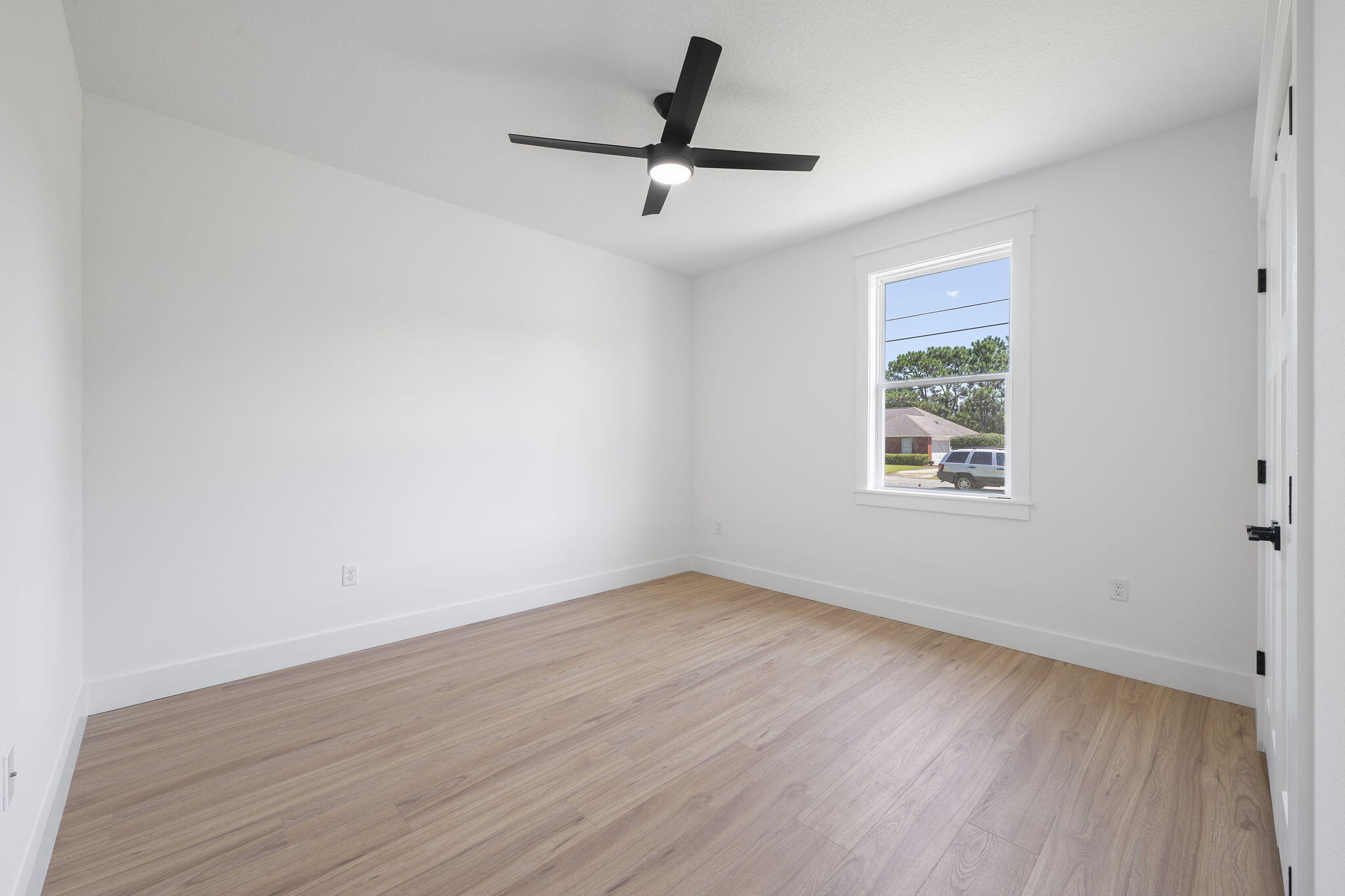 7713 Sandstone Street Navarre, FL 32566 - Photo 40 of 86 37-web-or-mls-1999-anchor-dr