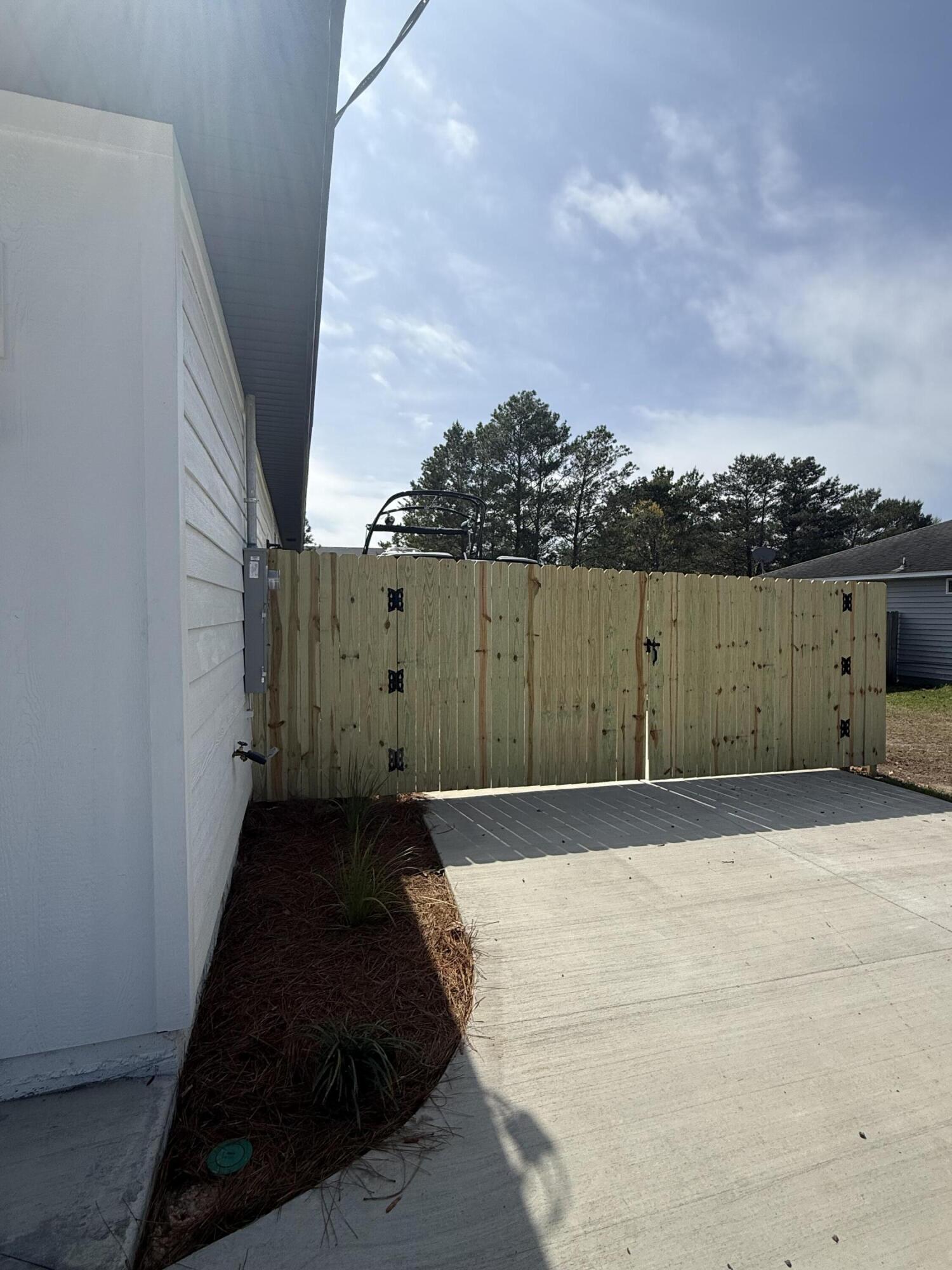 7713 Sandstone Street Navarre, FL 32566 - Photo 83 of 86 IMG_8445