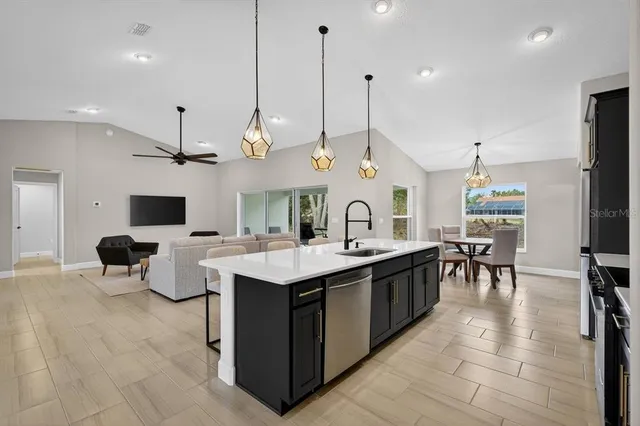 $464,900 | 5 Westover Lane, Palm Coast, FL 32164