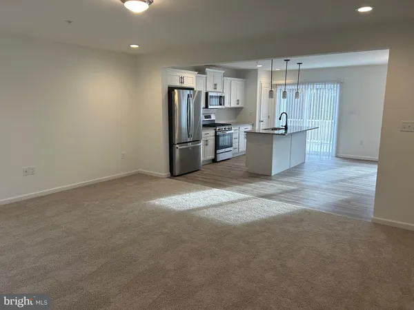 $2,250 | 8177 Lenker Drive, Unit 2604, Harrisburg, PA 17112