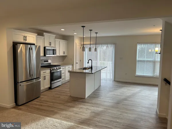 $2,250 | 8177 Lenker Drive, Unit 2604, Harrisburg, PA 17112