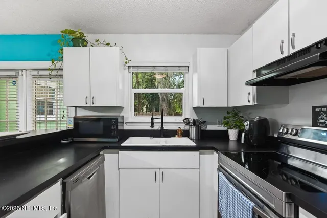 $389,900 | 2150 Cypress Landing Drive, Jacksonville, FL 32233