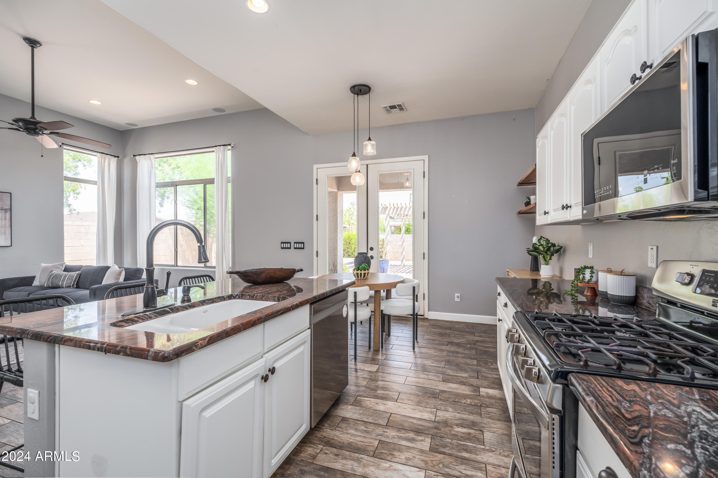 4024 East Reins Road Gilbert, AZ 85297 - Photo 14 of 85 3g