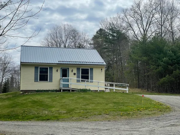 $289,900 | 50 Highway 129, South Bristol, ME 04573