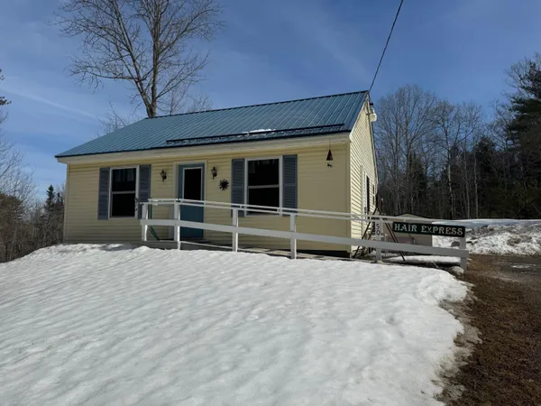 $299,000 | 50 Highway 129, South Bristol, ME 04573