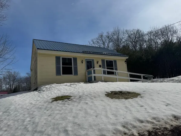 $299,000 | 50 Highway 129, South Bristol, ME 04573