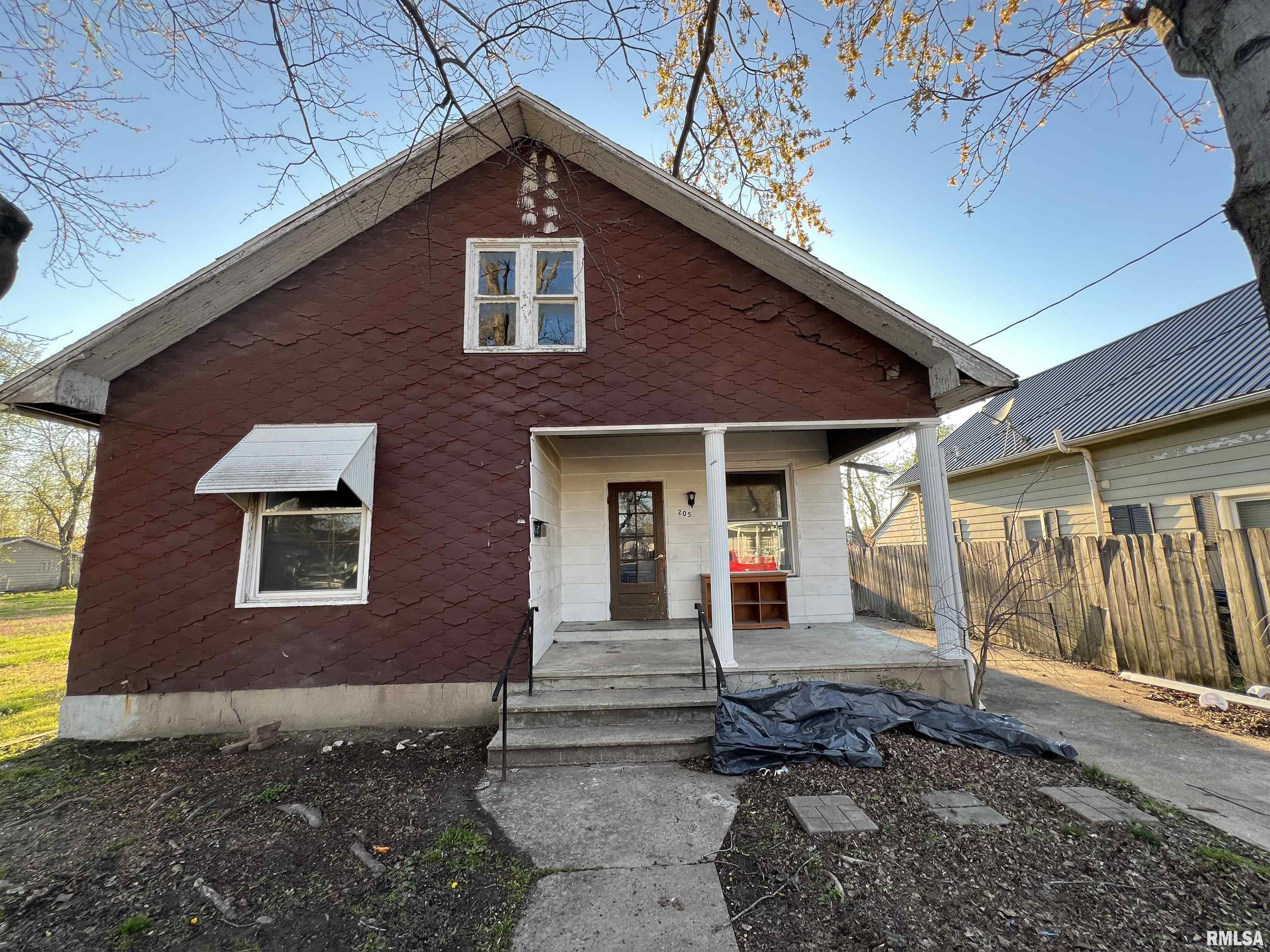 205 South Douglas St  