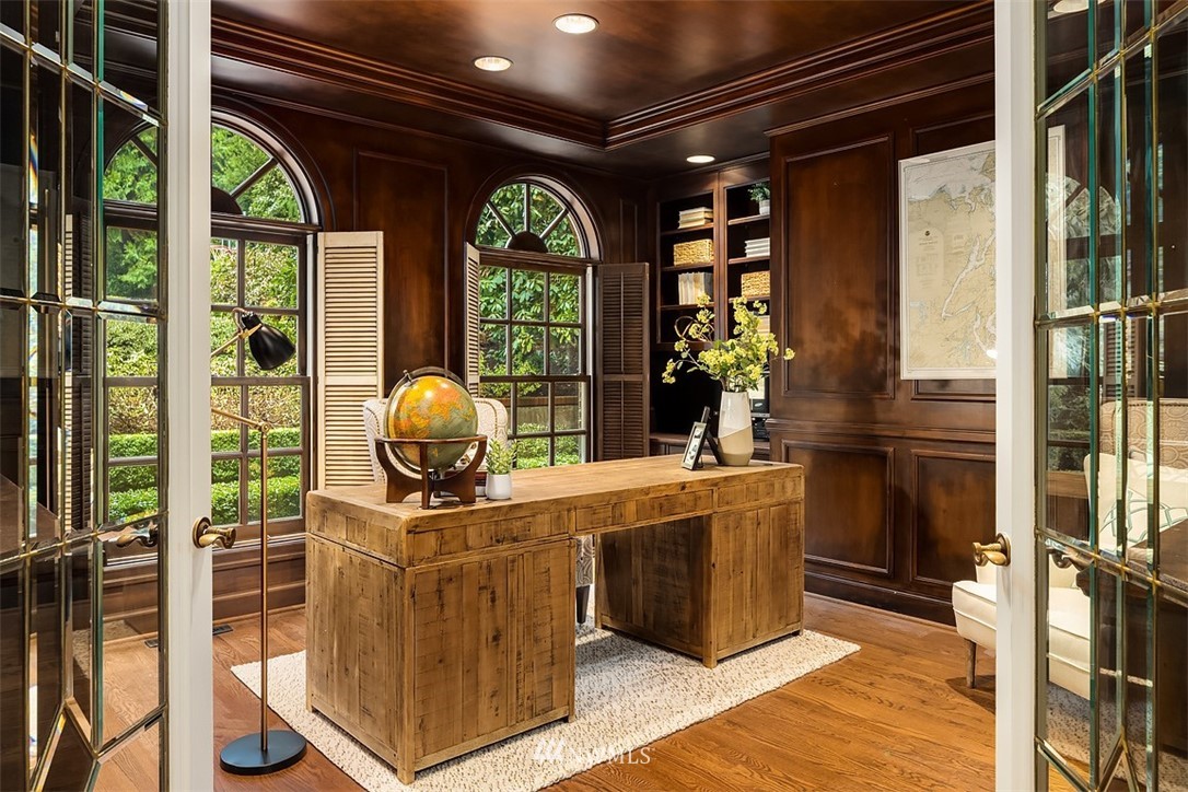 3432 Hunts Point Road Hunts Point, WA 98004 - Photo 19 of 39