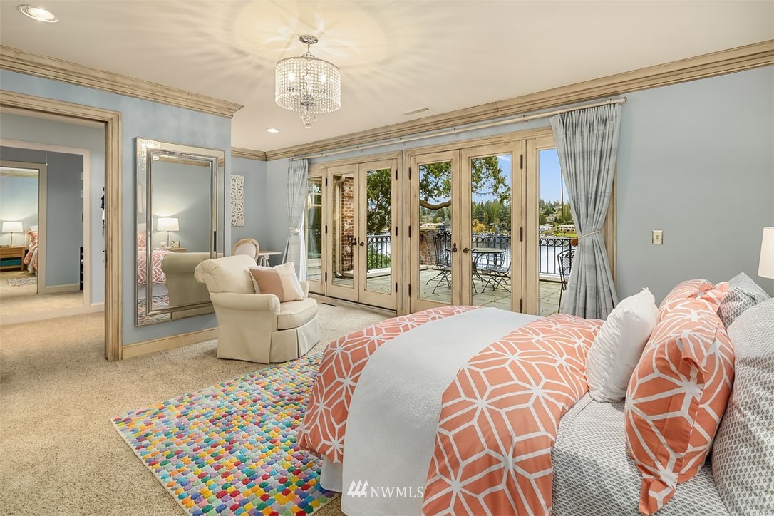 3432 Hunts Point Road Hunts Point, WA 98004 - Photo 22 of 39