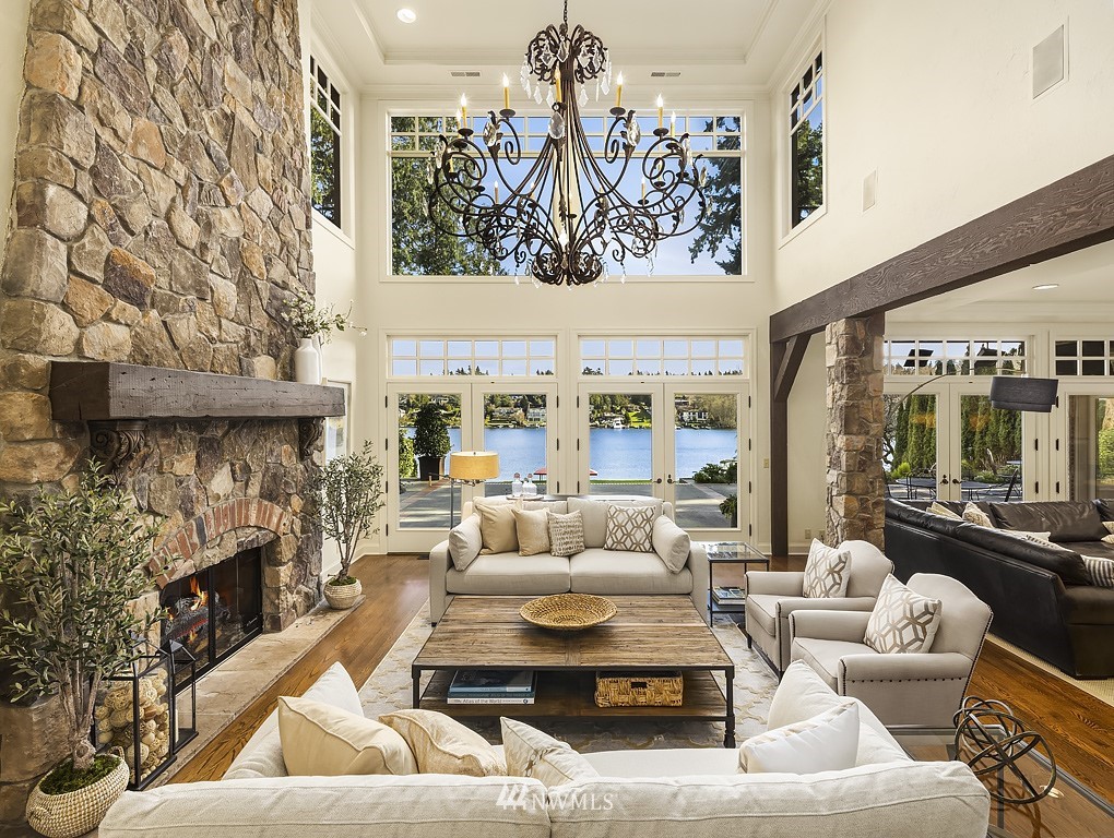 3432 Hunts Point Road Hunts Point, WA 98004 - Photo 6 of 39