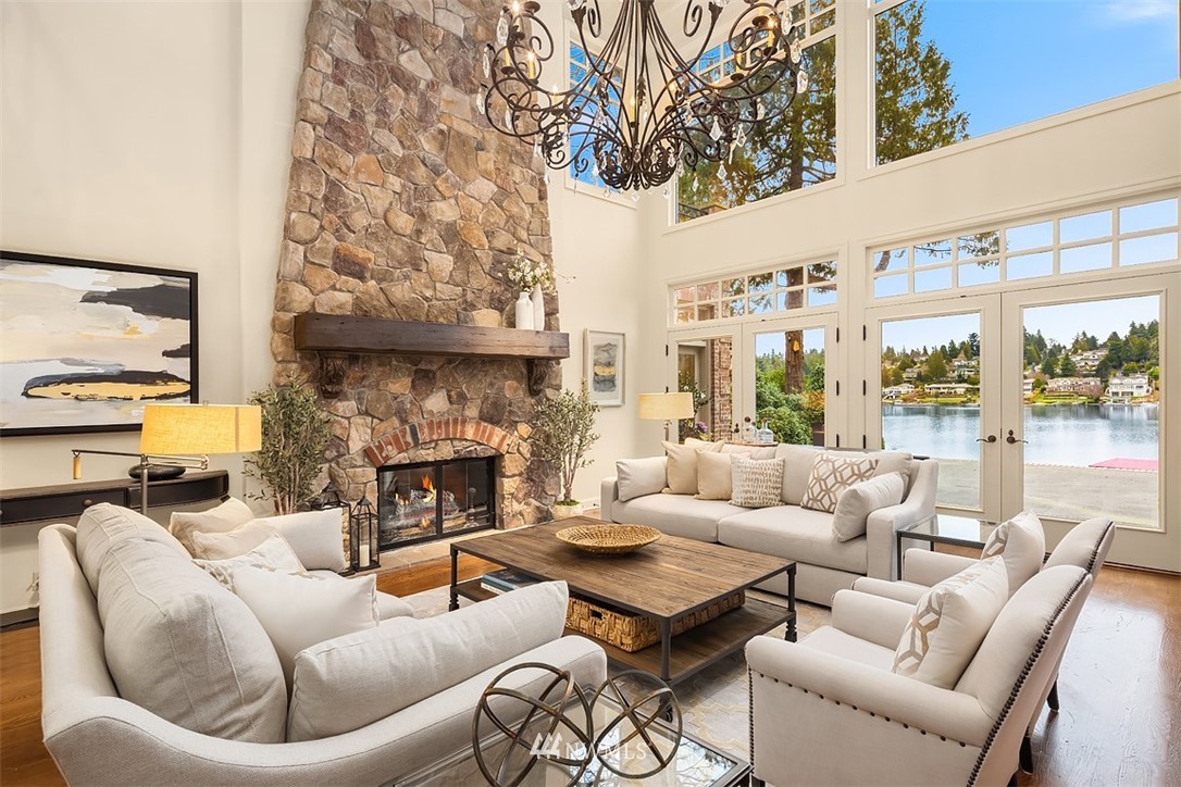 3432 Hunts Point Road Hunts Point, WA 98004 - Photo 7 of 39