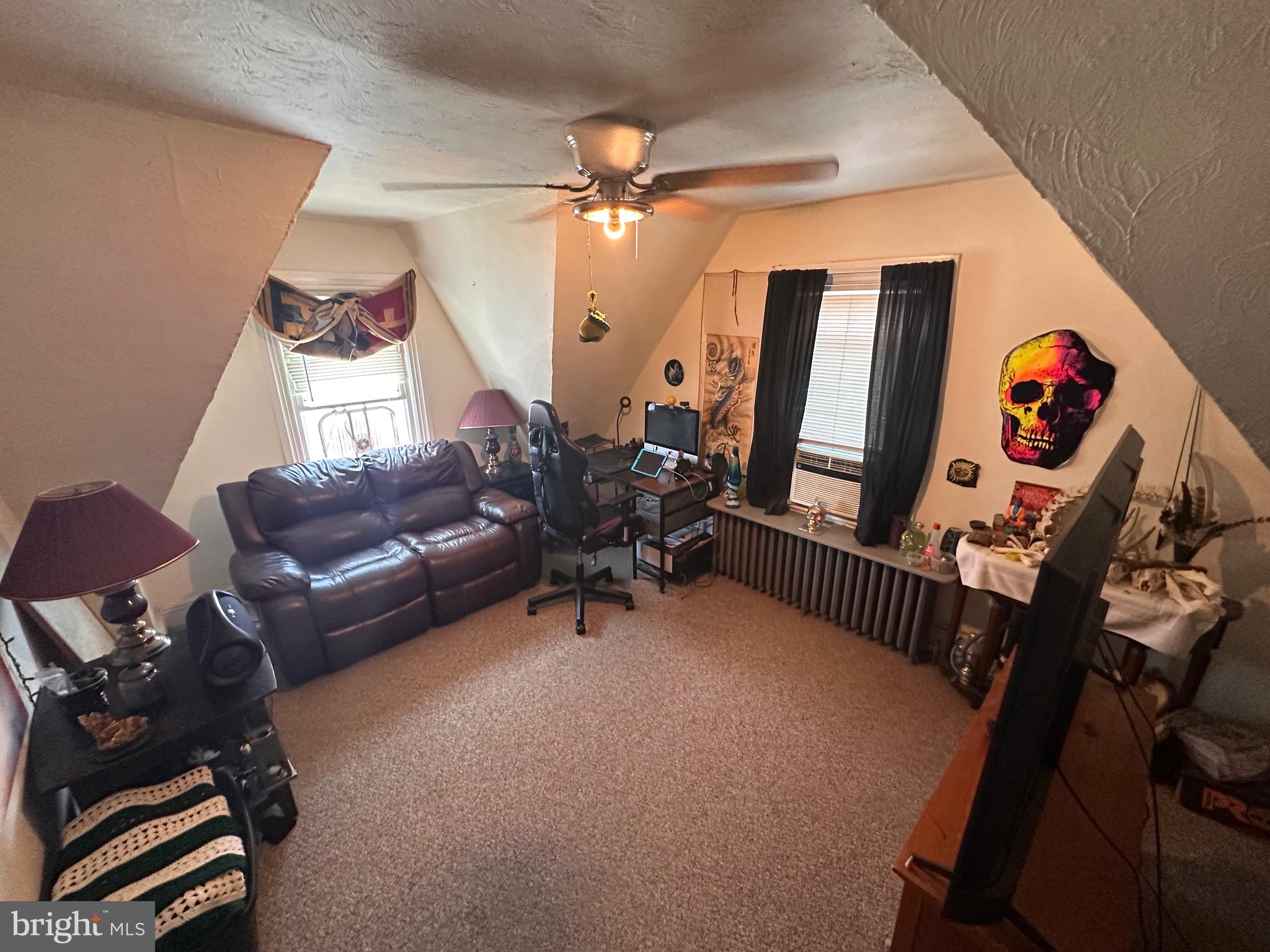 2223 Amosland Road Holmes, PA 19043 - Photo 17 of 31