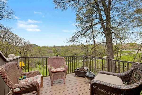 $215,000 | 12 Cedar Bluff Lane, Galena, IL 61036