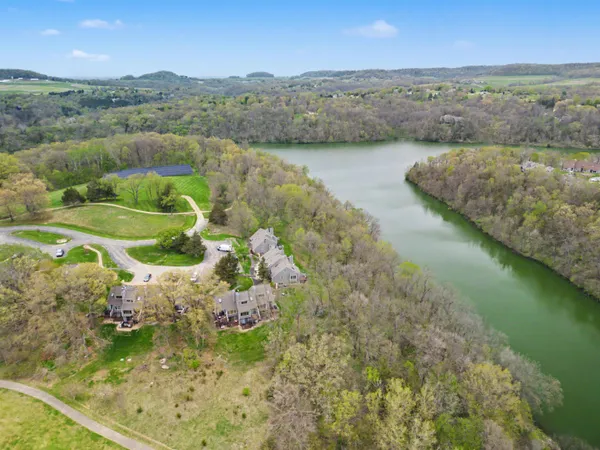 $215,000 | 12 Cedar Bluff Lane, Galena, IL 61036