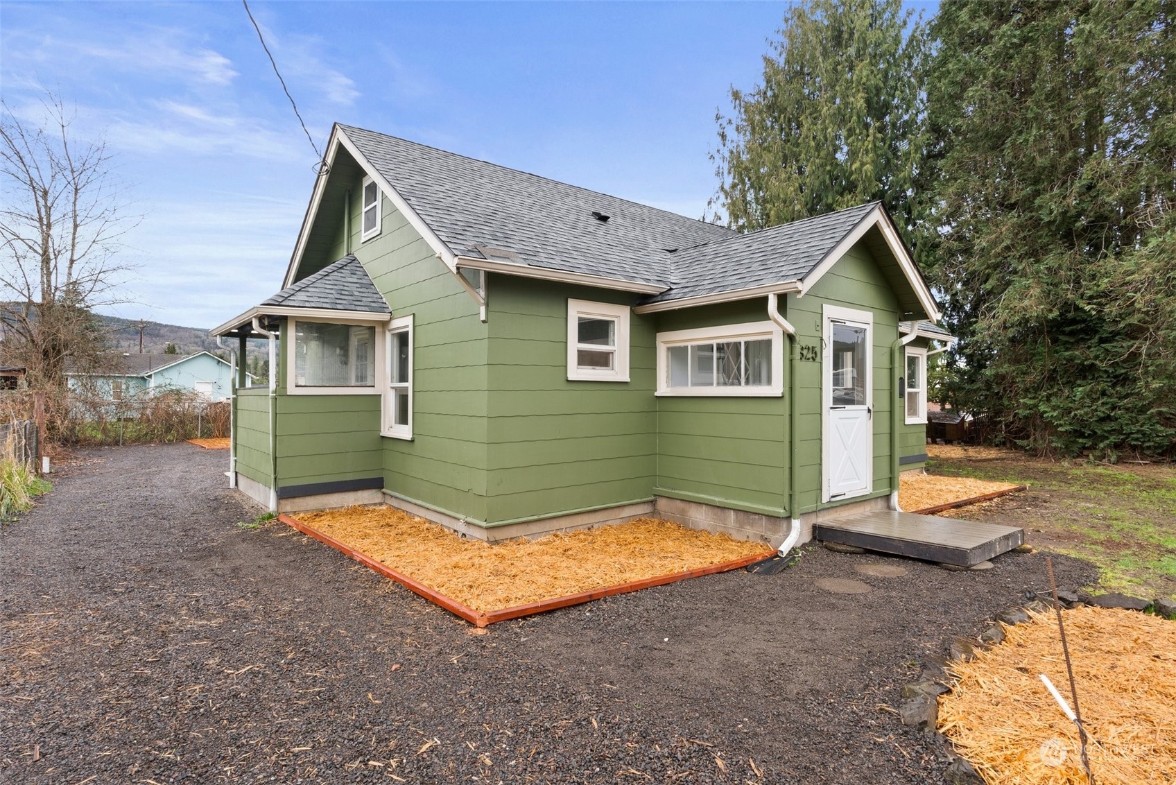 325 East Main Mossyrock, WA 98564 - Photo 21 of 24 a view of a house with a yard