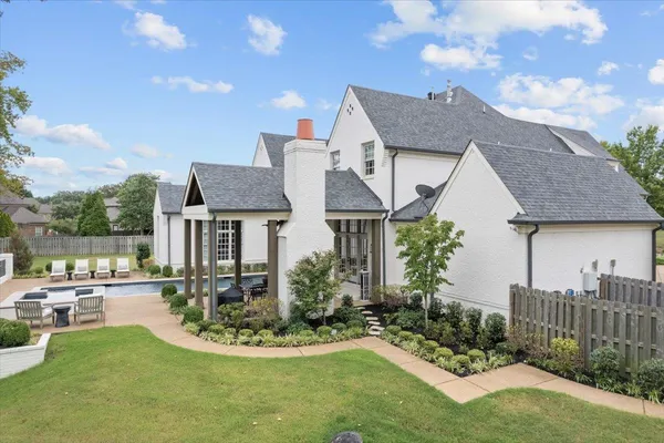 $1,299,000 | 10394 North Duncan Woods Lane, Collierville, TN 38017