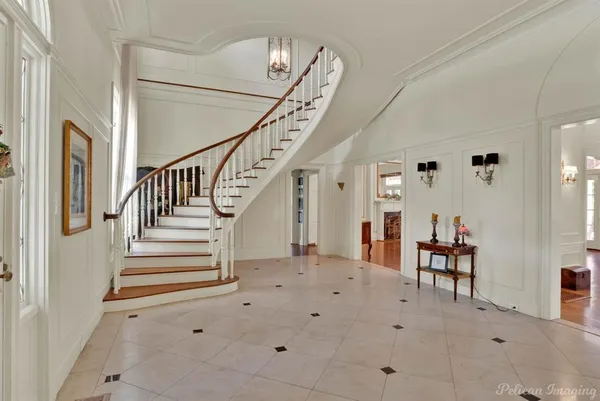 a view of entryway and hall