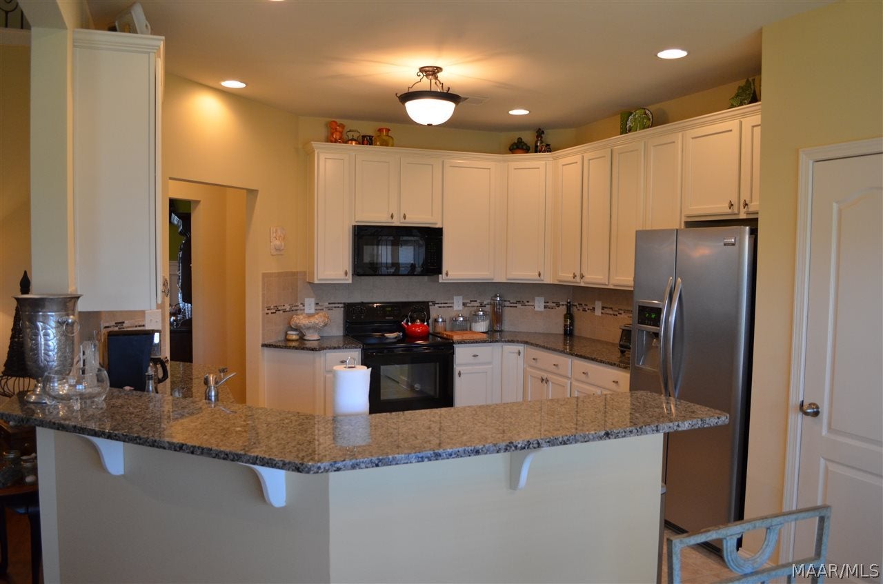 109 High Pt Road Newton, AL 36352 - Photo 14 of 36 Kitchen