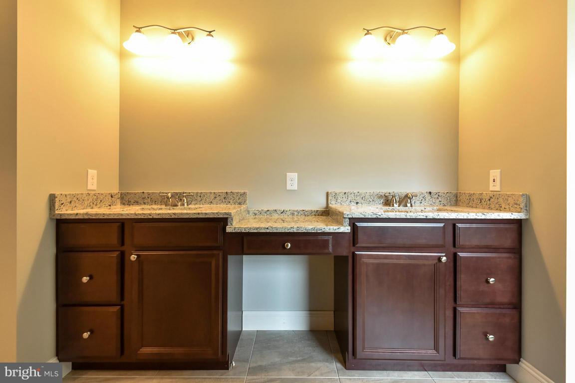 Elk Run Road Bealeton, VA 22712 - Photo 23 of 30 Bath (Master)
