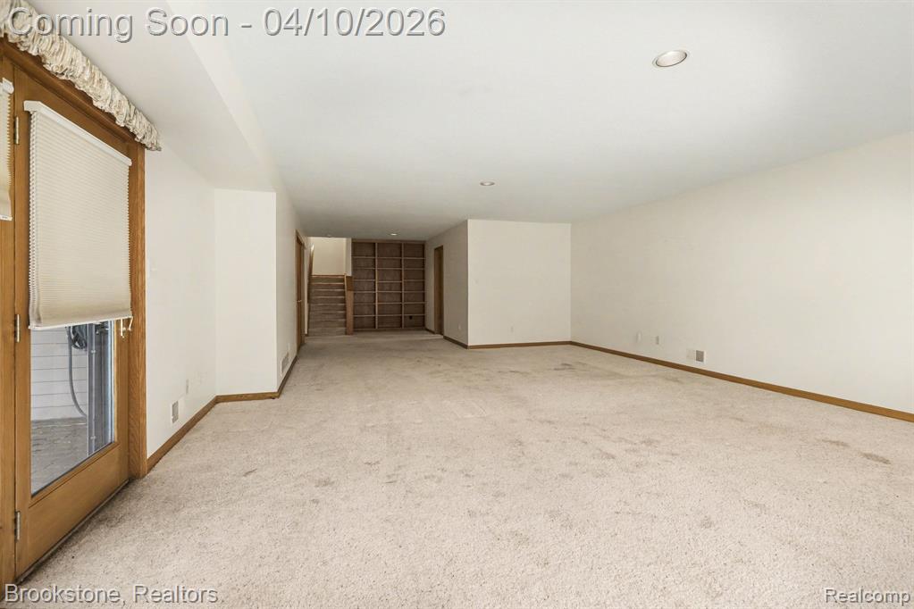 3376 Rivers Edge Drive Wayne, MI 48184 - Photo 21 of 40
