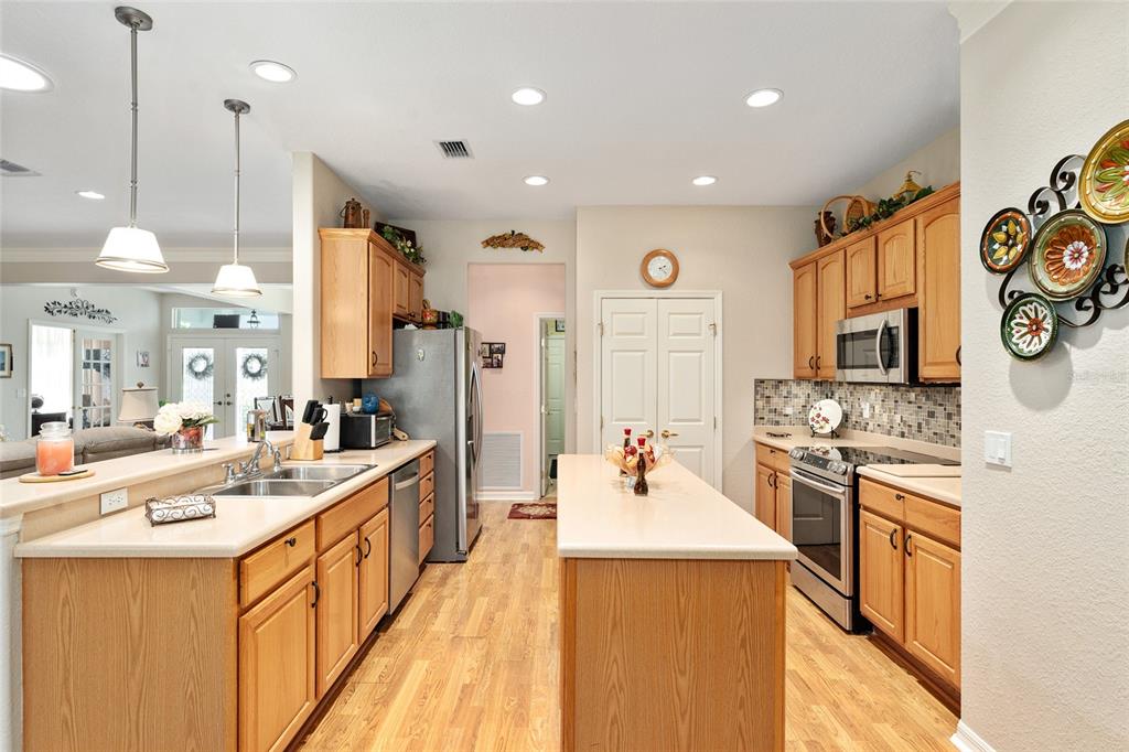 9290 Southeast 120th Loop Summerfield, FL 34491 - Photo 19 of 60