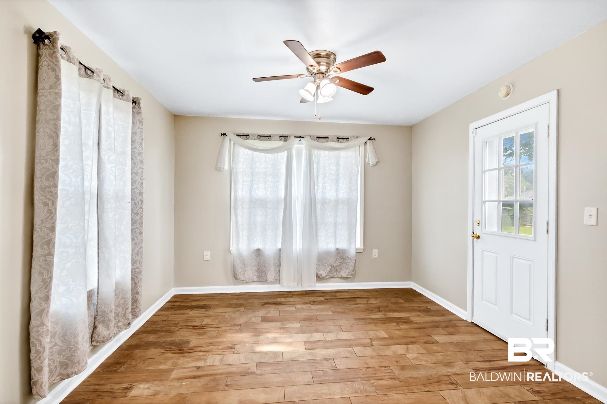 33784 Zuzu Lane Lillian, AL 36549 - Photo 14 of 34