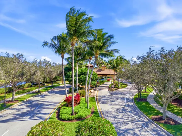 $925,000 | 8228 Triana Point Avenue, Boynton Beach, FL 33473