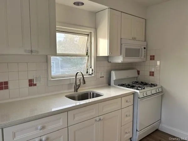 $2,700 | 306 5th Street, Mamaroneck, NY 10543