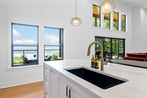 $1,395,000 | 315 Browbend Drive, Guild, TN 37340