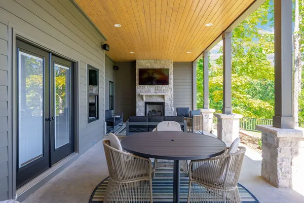 $1,395,000 | 315 Browbend Drive, Guild, TN 37340