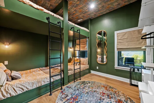 $1,395,000 | 315 Browbend Drive, Guild, TN 37340