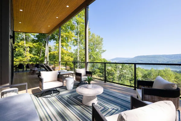 $1,395,000 | 315 Browbend Drive, Guild, TN 37340