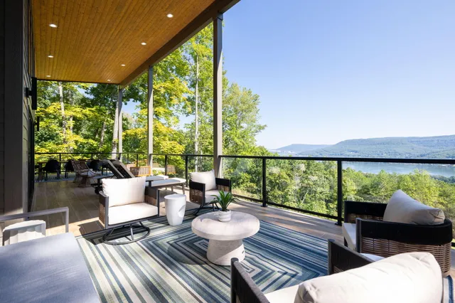 $1,395,000 | 315 Browbend Drive, Guild, TN 37340