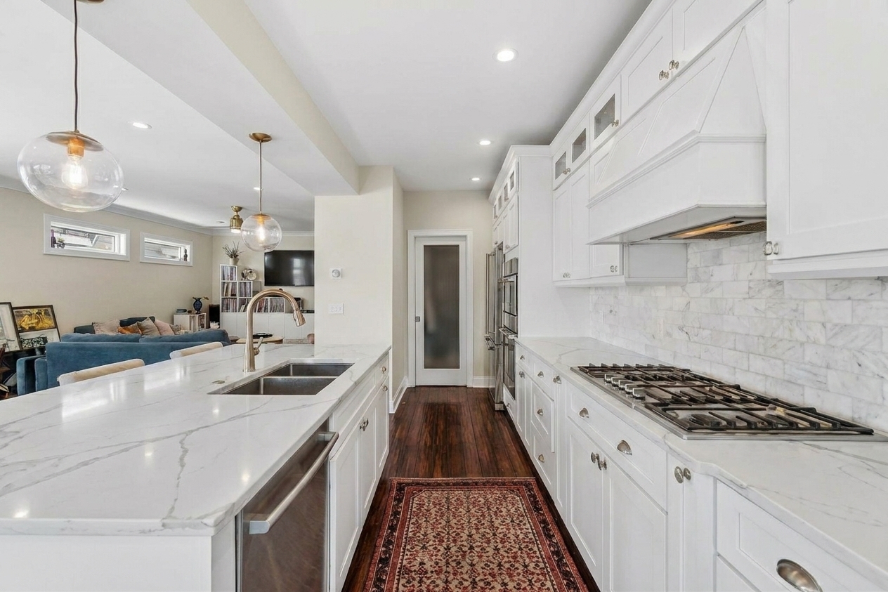 3739 North Ridgeway Avenue Chicago, IL 60618 - Photo 7 of 34