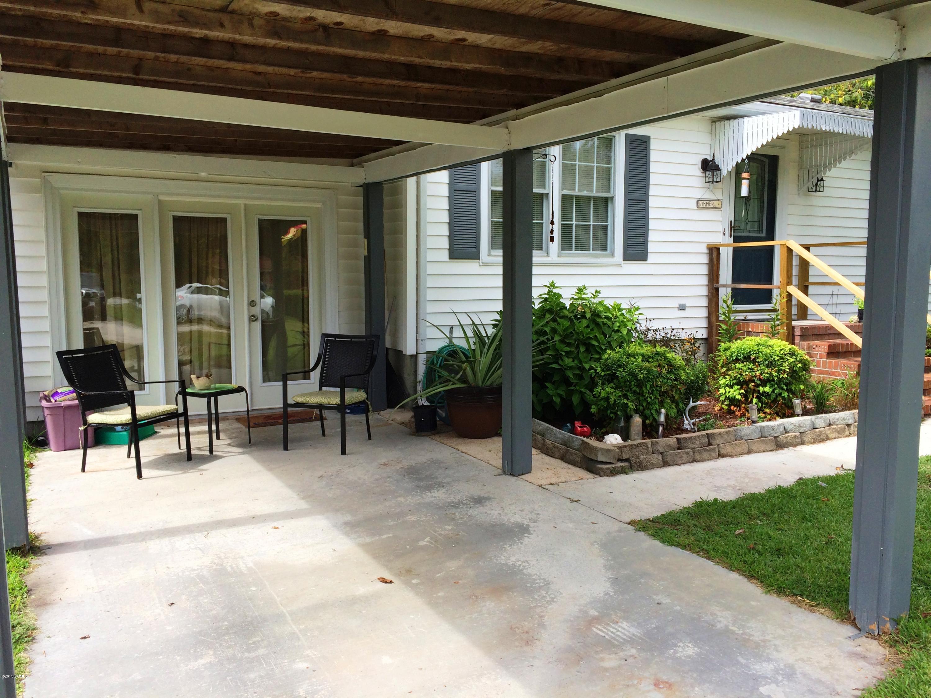 1160 Hibbs Road Newport, NC 28570 - Photo 4 of 49 Carport