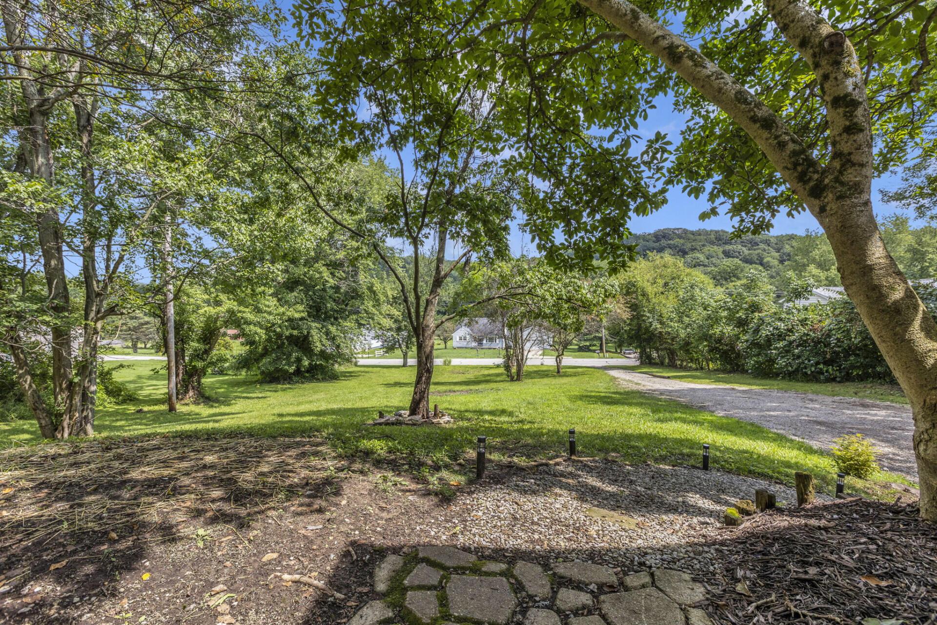 2140 Hamburg Road Southwest Lancaster, OH 43130 - Photo 2 of 21 2140HamburgRdSW_59396_2