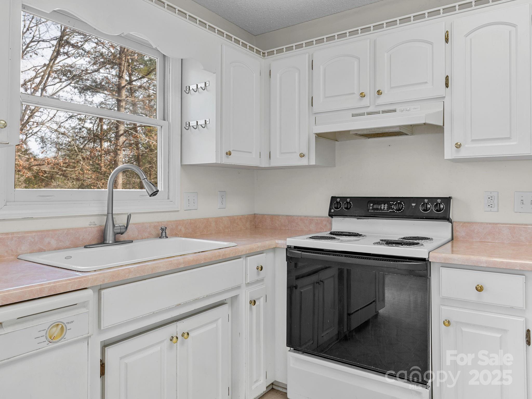 383 Woody Circle Tryon, NC 28782 - Photo 17 of 36