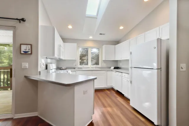 $380,000 | 91 Potawatomi Road, Unit G4, Williams Bay, WI 53191