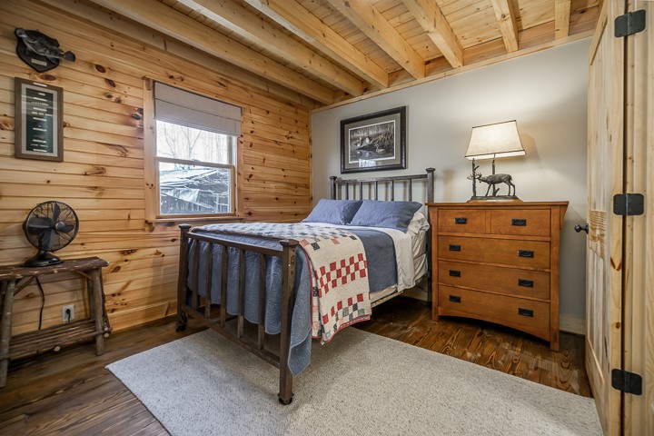 995 Dale Ridge Road Dowelltown, TN 37059 - Photo 16 of 45 a bedroom with a bed and a cabinets