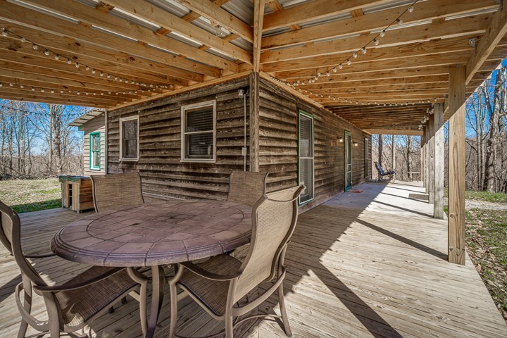 995 Dale Ridge Road Dowelltown, TN 37059 - Photo 43 of 45 a patio with table and chairs