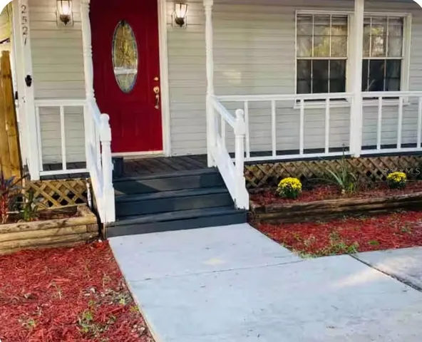 $2,000 | 2521 Lorraine Street, Tampa, FL 33614