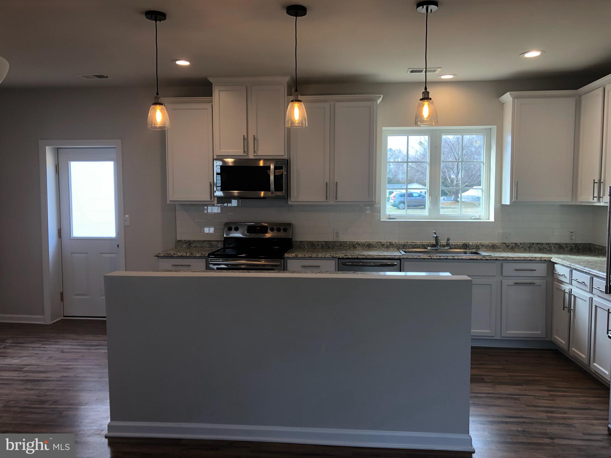 13548 South View Road Newburg, MD 20664 - Photo 6 of 29 Gallery Image 6