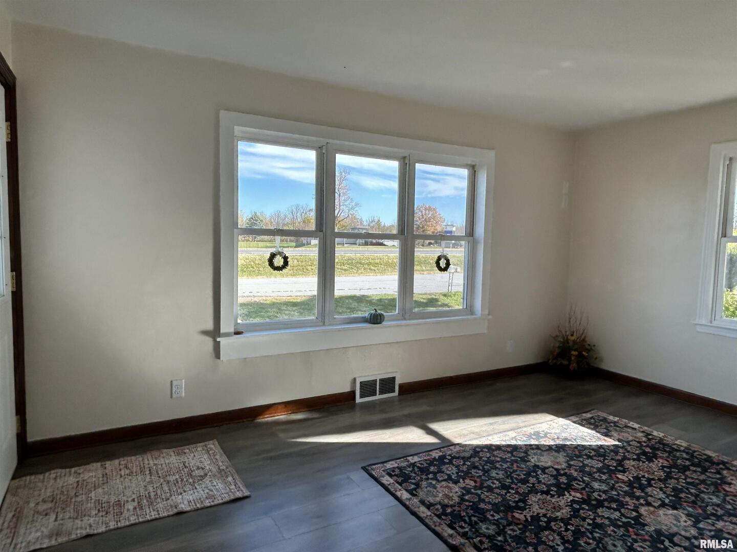 3 Anderson Avenue Milan, IL 61264 - Photo 11 of 30 a room with window