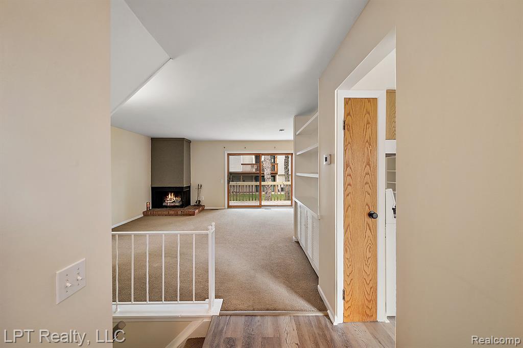 418 Willow Grove Lane Rochester Hills, MI 48307 - Photo 5 of 42