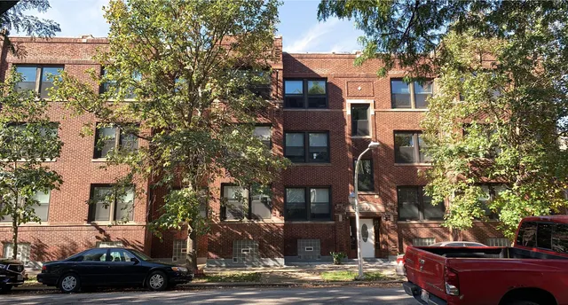 $2,200 | 4608 North Seeley Avenue, Unit 2, Chicago, IL 60625
